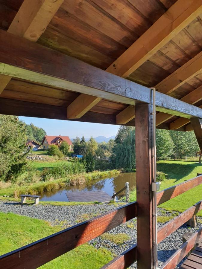 Apartamenty Czerwony Dworek - Duzy Teren Zielony, Plac Zabaw, Miejsce Na Grilla I Staw Z Mozliwoscia Wedkowania, Boisko Mysłakowice Exteriör bild