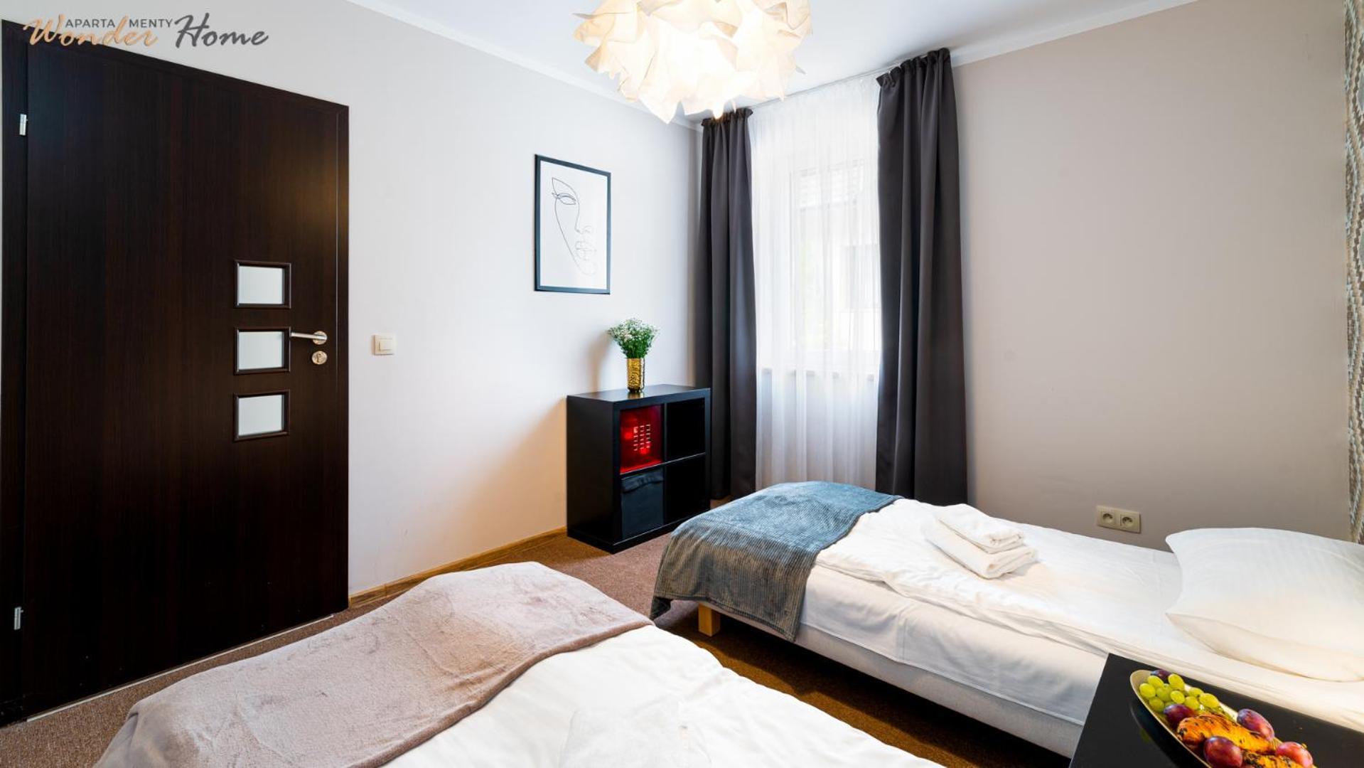 Apartamenty Czerwony Dworek - Duzy Teren Zielony, Plac Zabaw, Miejsce Na Grilla I Staw Z Mozliwoscia Wedkowania, Boisko Mysłakowice Exteriör bild