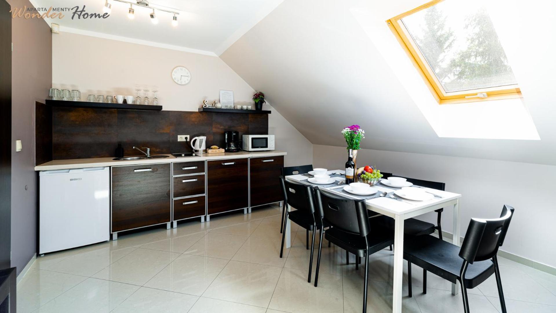 Apartamenty Czerwony Dworek - Duzy Teren Zielony, Plac Zabaw, Miejsce Na Grilla I Staw Z Mozliwoscia Wedkowania, Boisko Mysłakowice Exteriör bild