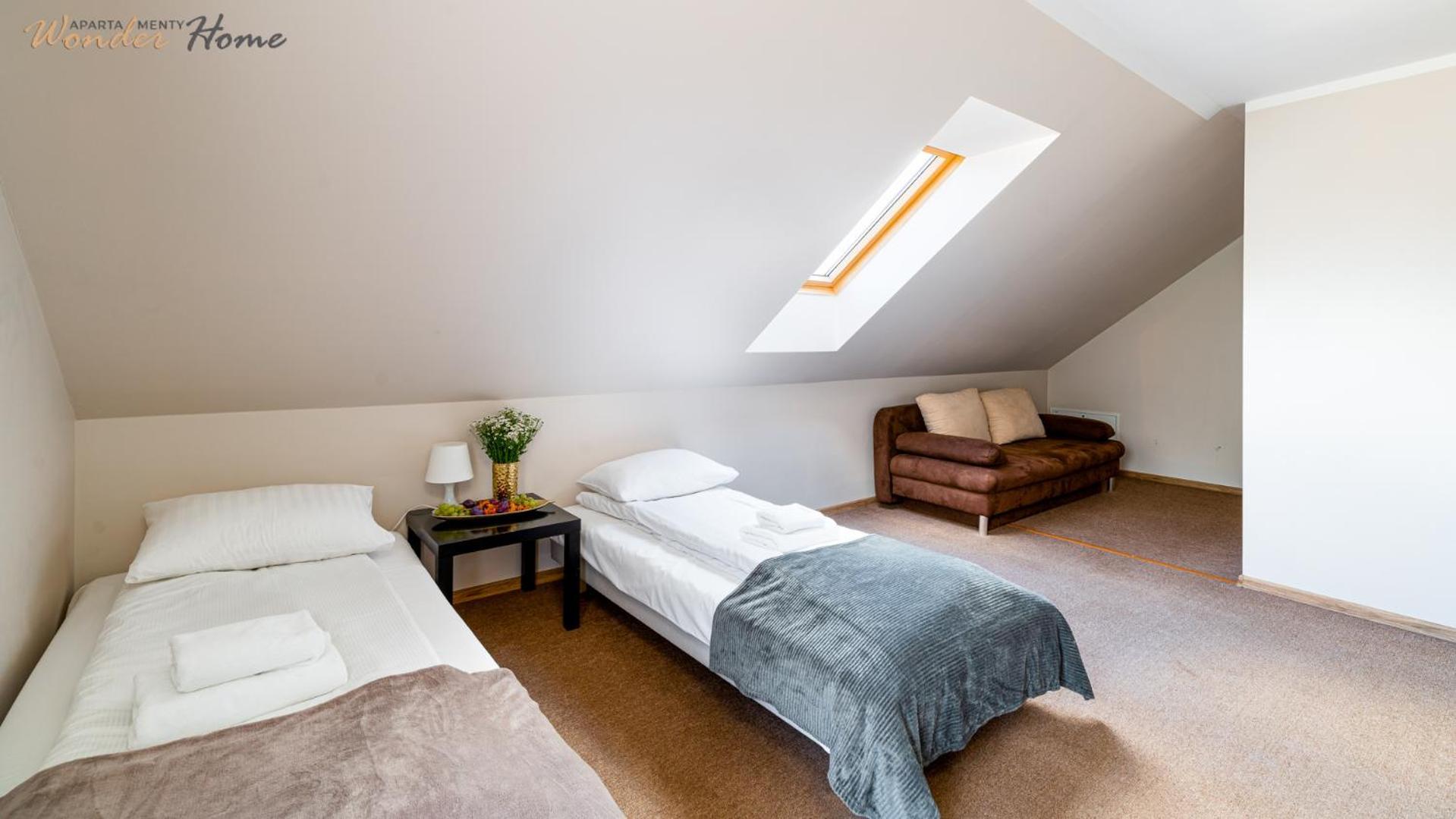 Apartamenty Czerwony Dworek - Duzy Teren Zielony, Plac Zabaw, Miejsce Na Grilla I Staw Z Mozliwoscia Wedkowania, Boisko Mysłakowice Exteriör bild