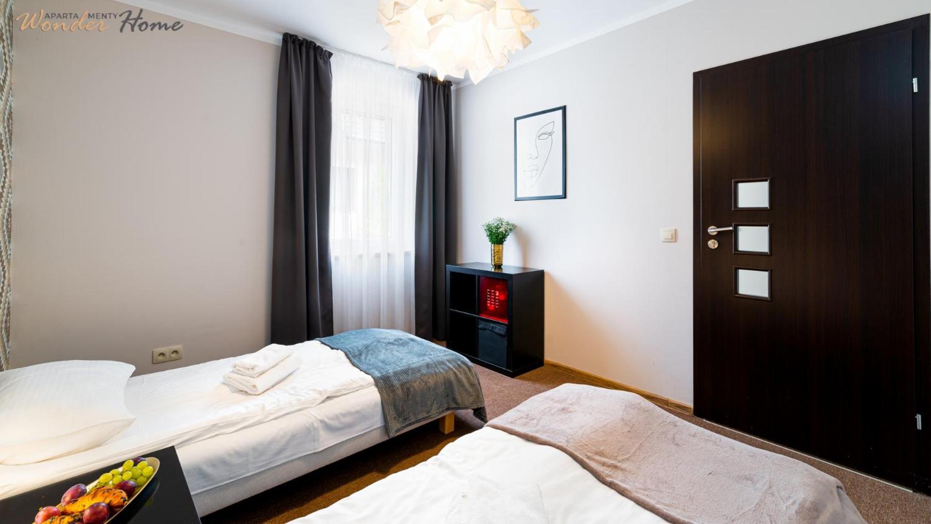 Apartamenty Czerwony Dworek - Duzy Teren Zielony, Plac Zabaw, Miejsce Na Grilla I Staw Z Mozliwoscia Wedkowania, Boisko Mysłakowice Exteriör bild